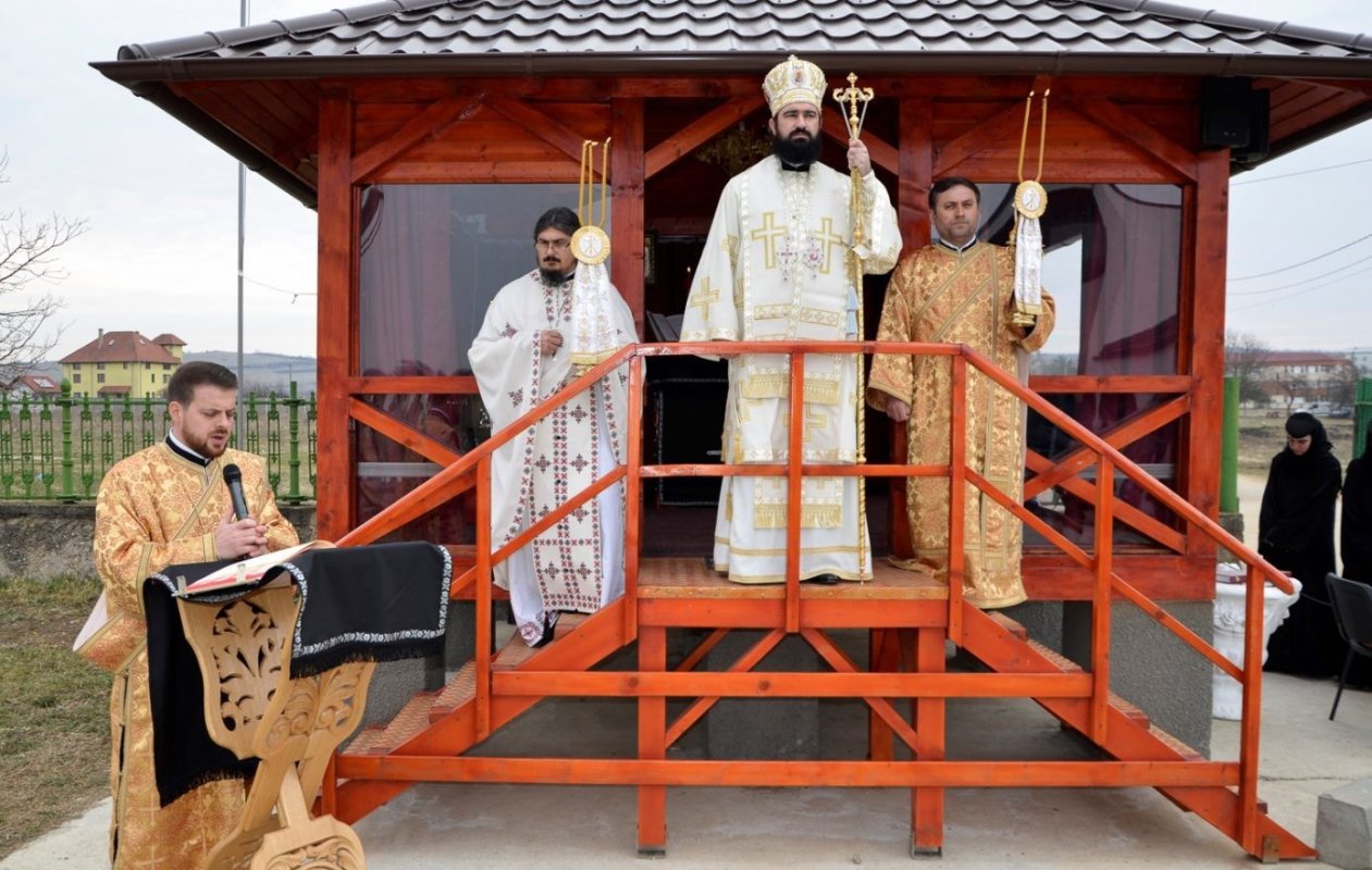 Slujire arhierească la Călan, Hunedoara 208139