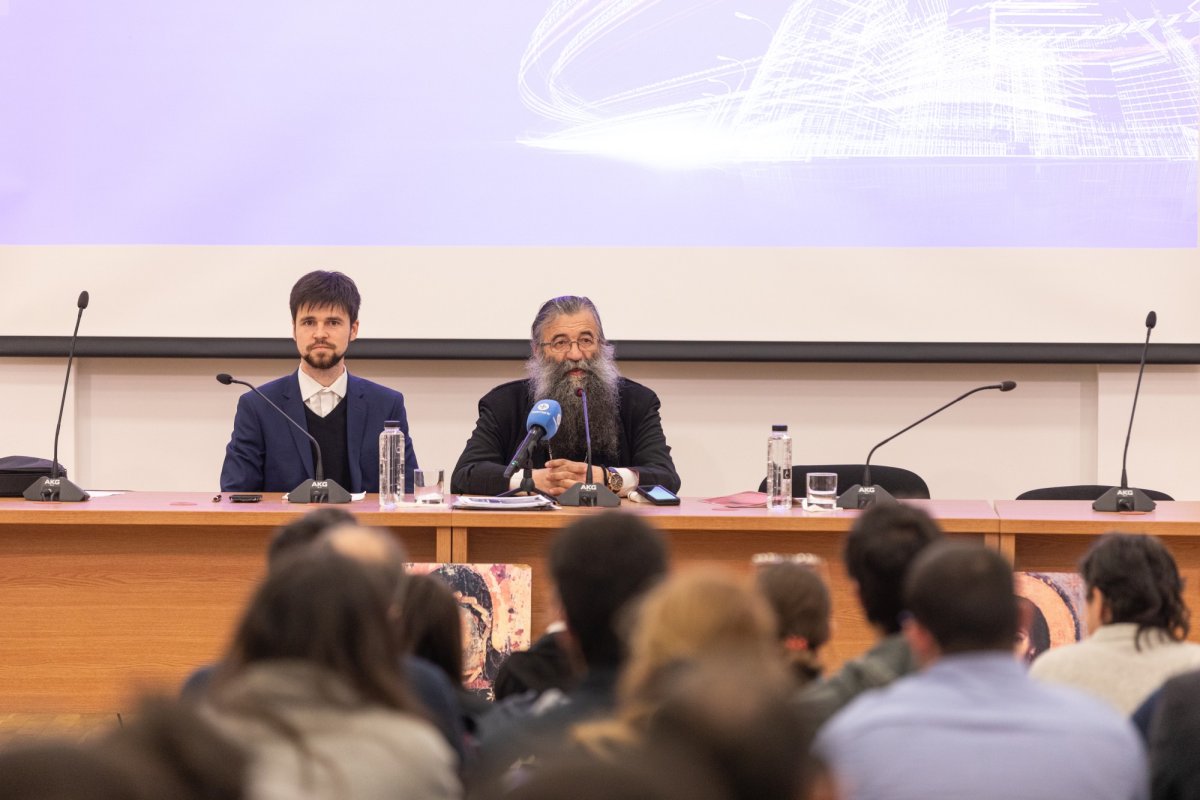 Conferință ASCOR despre importanța postului în viața tinerilor 208299