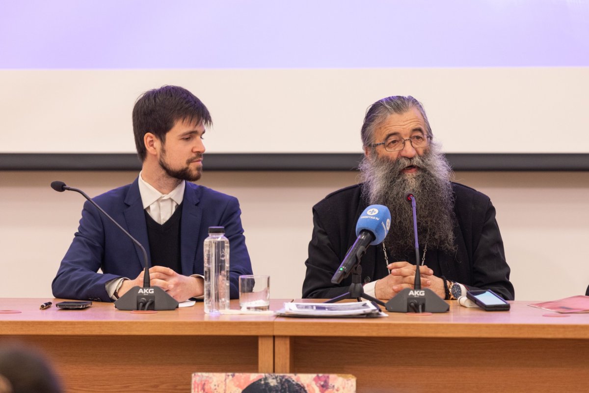 Conferință ASCOR despre importanța postului în viața tinerilor 208300