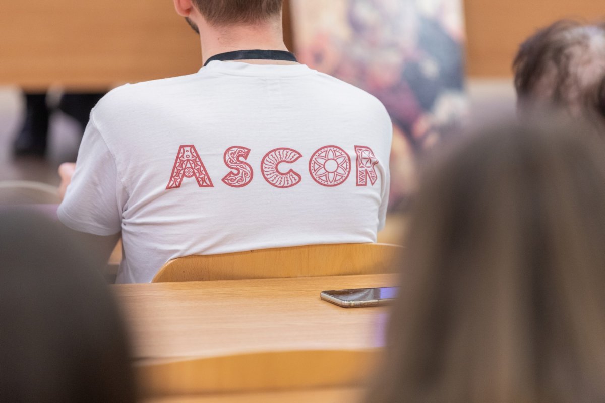 Conferință ASCOR despre importanța postului în viața tinerilor 208310