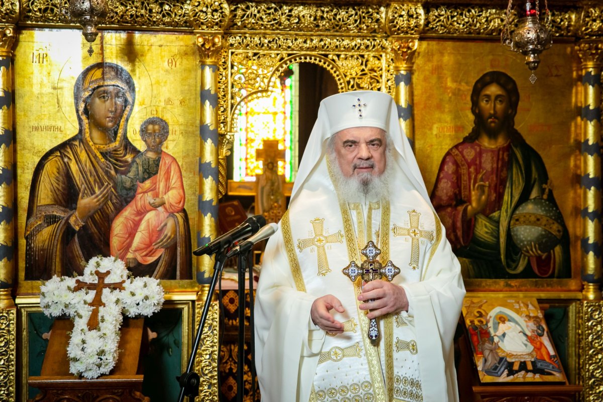 Hirotesii întru duhovnic la paraclisul istoric al Reședinței Patriarhale 208379