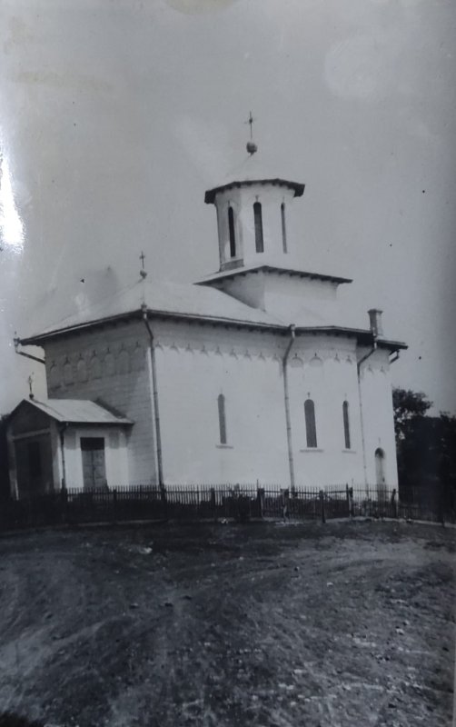 O sută de ani de la sfinţirea locului bisericii din Avrămeni 208284