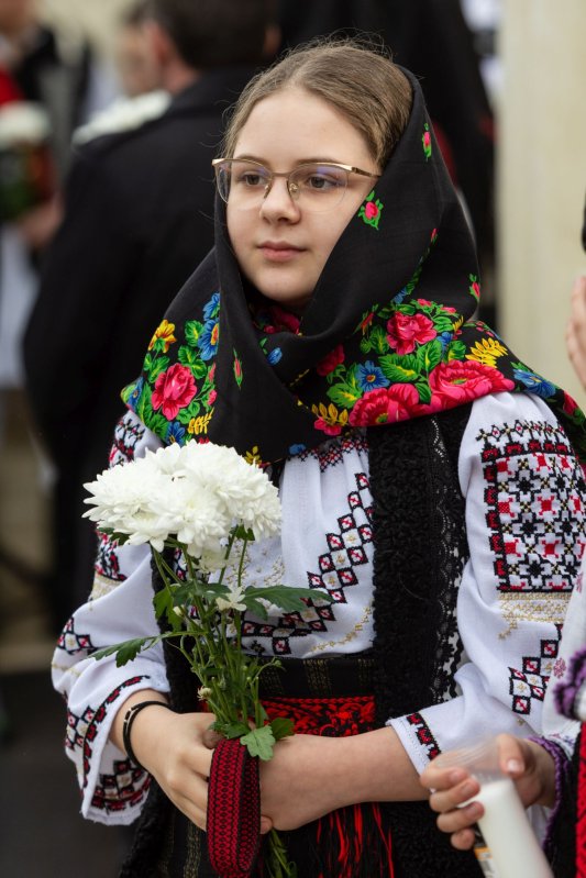 Comemorarea românilor uciși în masacrul de la Fântâna Albă 208581