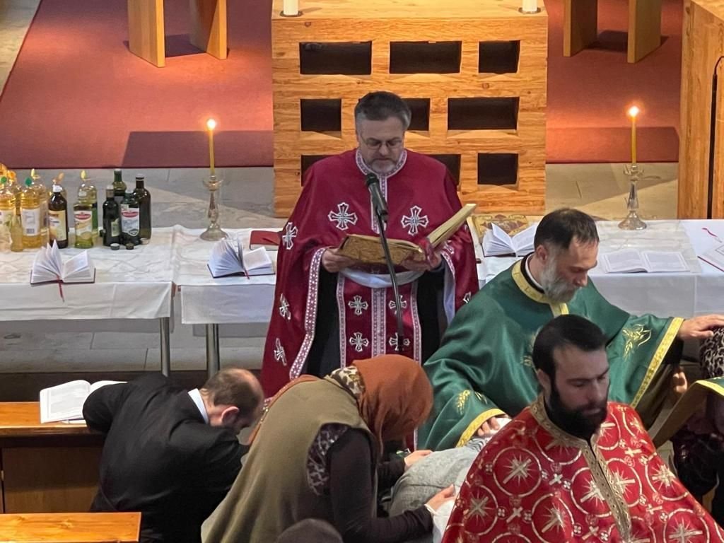 Sfântul Maslu și conferință duhovnicească la cea mai veche parohie bavareză 208606