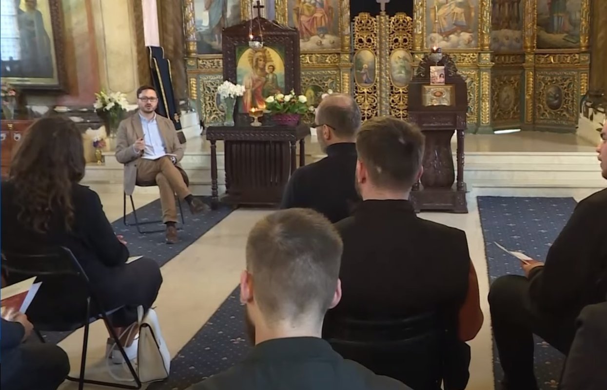 Întâlnire a grupului de voluntari „Tineri în acțiune” 209005