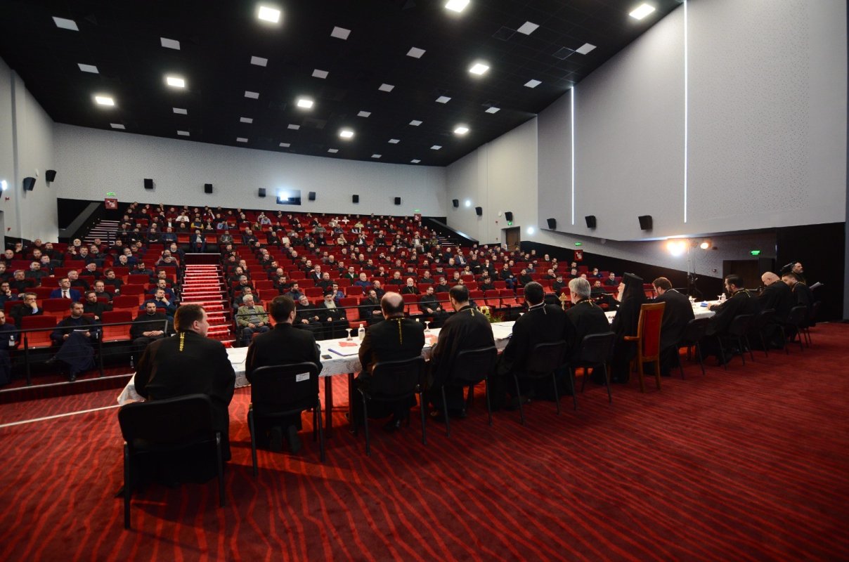 Discuții despre rolul misionar al cântărețului bisericesc 209058