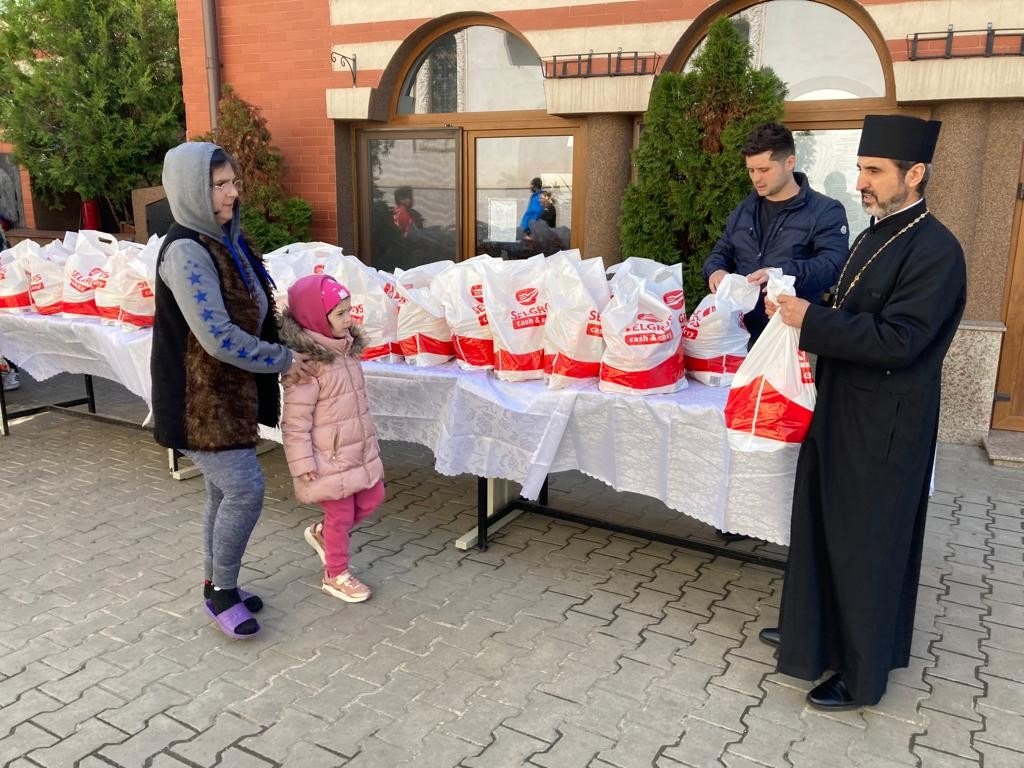 Ziua Internațională a Romilor, marcată la Parohia Mărcuța din Capitală 209086