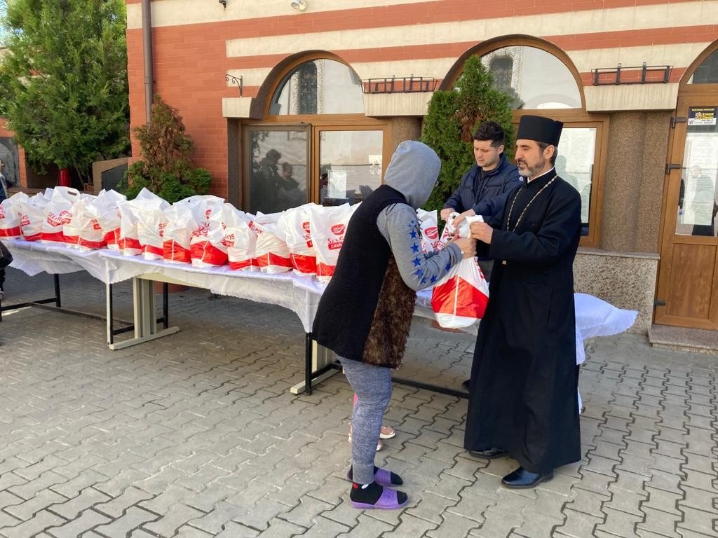 Ziua Internațională a Romilor, marcată la Parohia Mărcuța din Capitală 209087