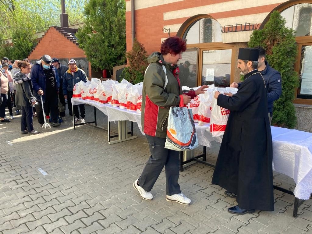 Ziua Internațională a Romilor, marcată la Parohia Mărcuța din Capitală 209089