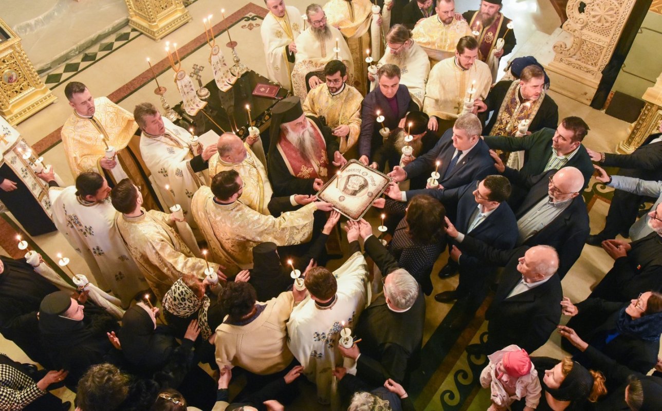 Arhiepiscopul Gherasim Cristea, pomenit la opt ani de la trecerea la Domnul 209385