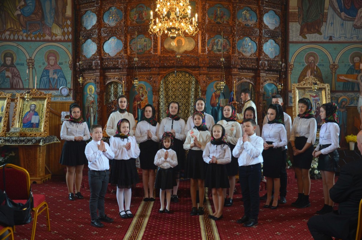 30 de ani de la sfinţirea noii biserici parohiale din Oșorhei, Oradea 209454