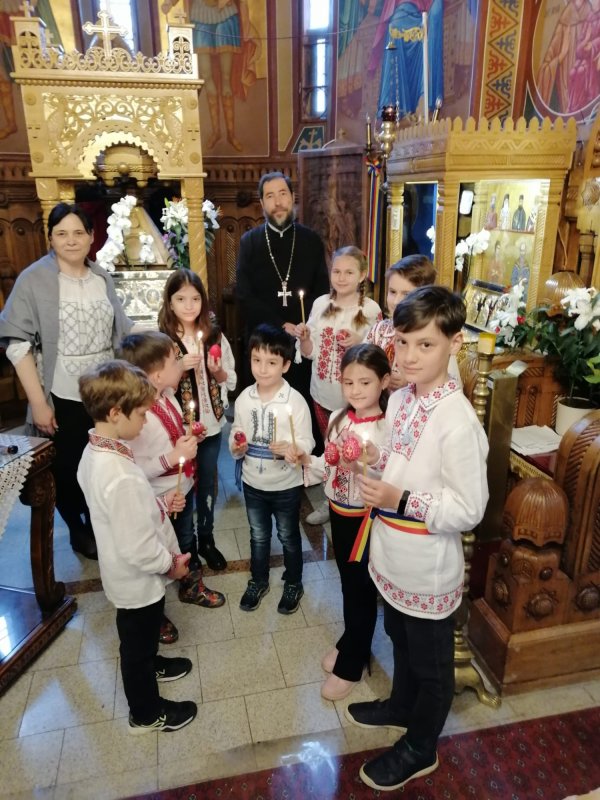 Atelier de creație la Parohia „Buna Vestire”-Belu din București 209507