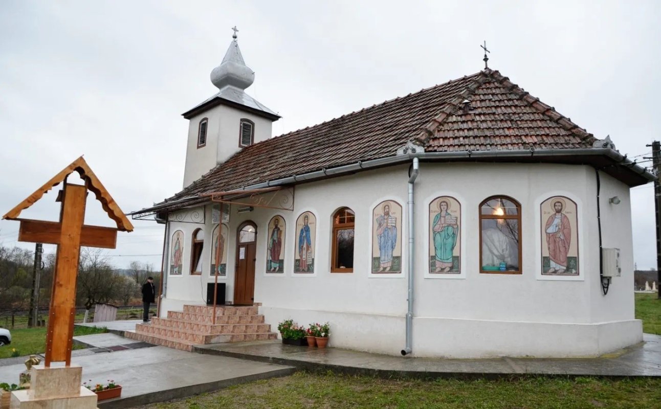 Biserica din satul Ohaba, judeţul Hunedoara, a fost târnosită 209450