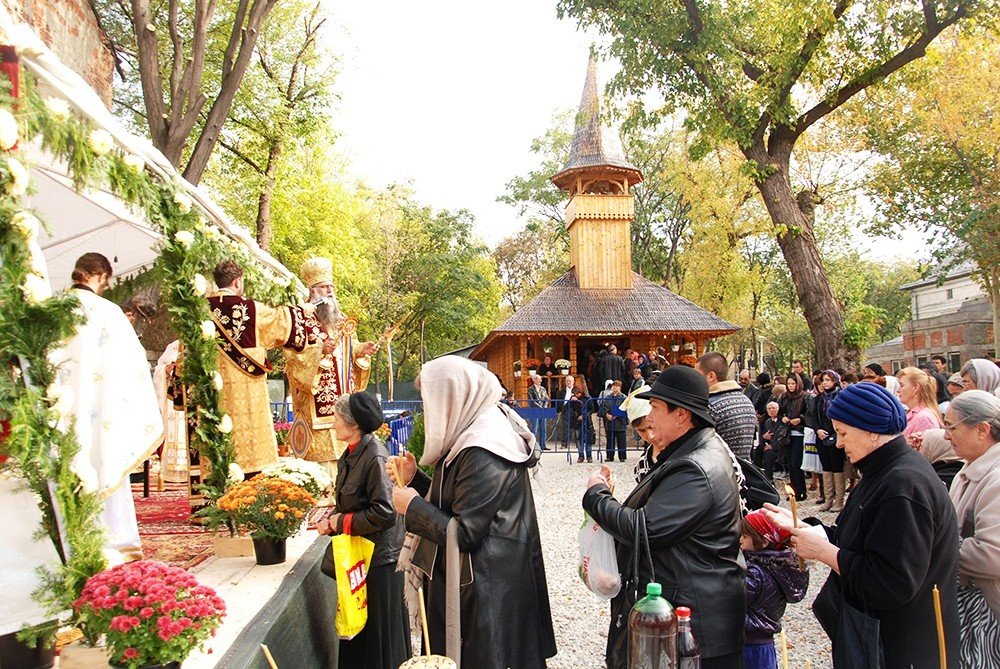 „În mijlocul suferinței ne întărește Dumnezeu” 209403