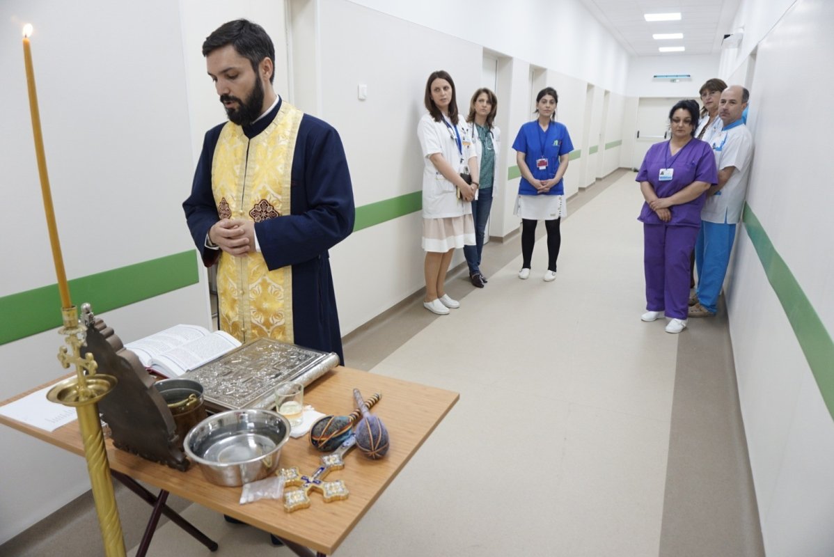 „În mijlocul suferinței ne întărește Dumnezeu” 209405