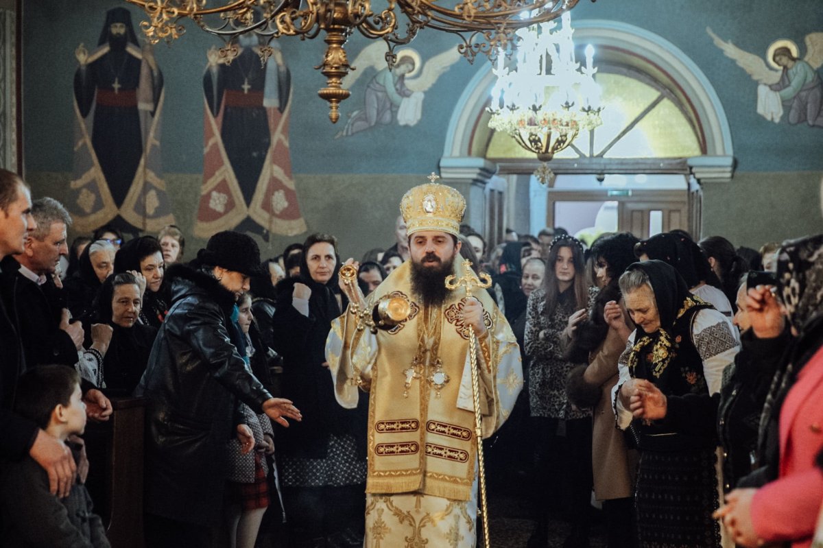 Slujire arhierească la Tiha Bârgăului, Bistriţa‑Năsăud 209460
