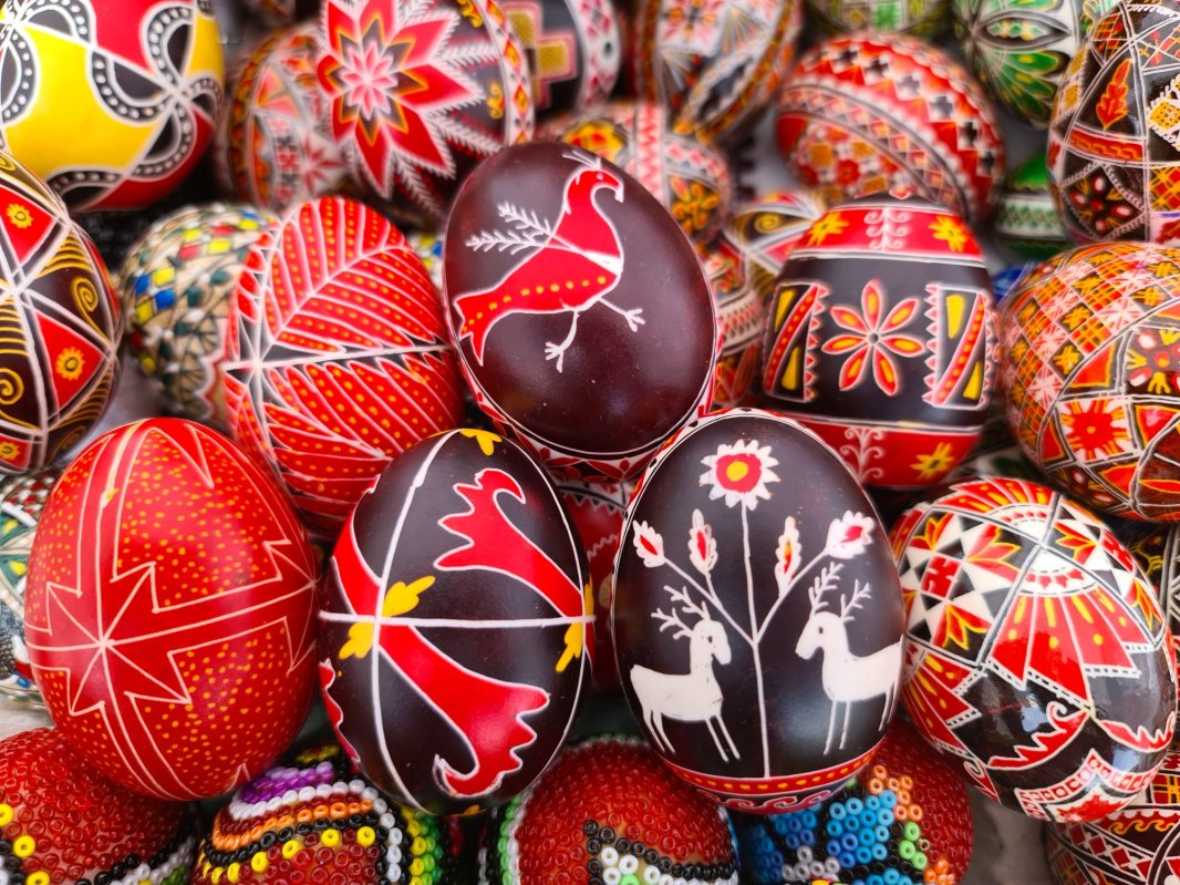 Paștile, o poveste scrisă pe coaja fragilă de ou 209485