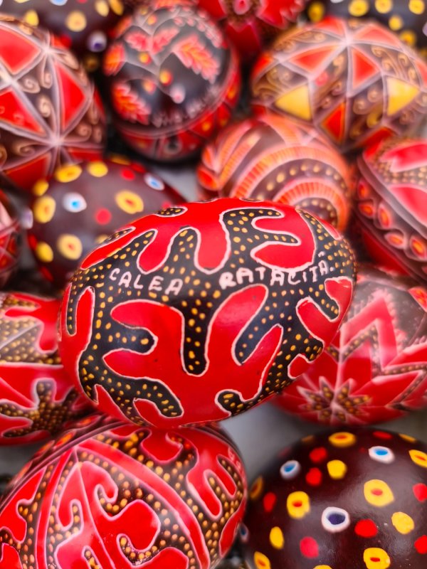 Paștile, o poveste scrisă pe coaja fragilă de ou 209487