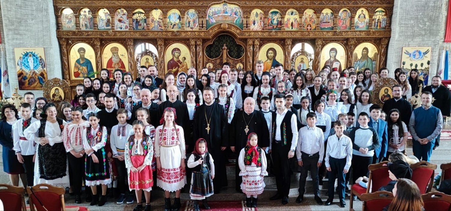 Peste 120 de copii la Festivalul de pricesne din Marghita 209568