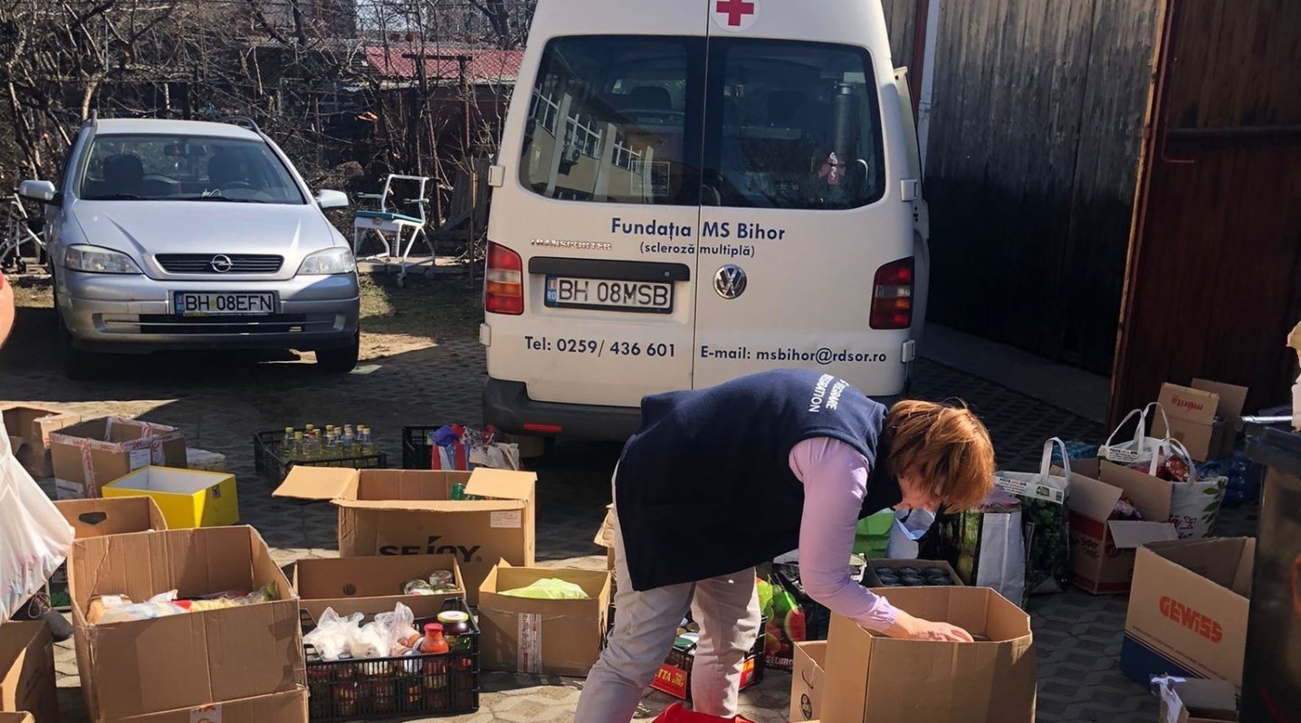 Clerici și credincioși bihoreni în ajutorul refugiaților din Ucraina 209759