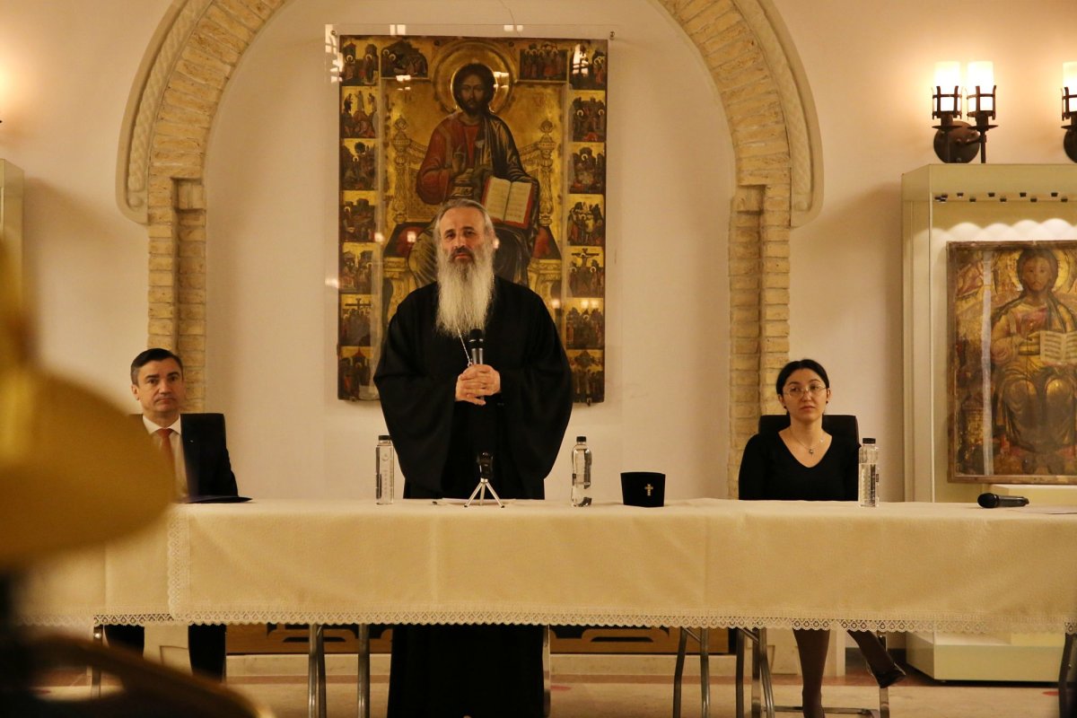 Expoziție dedicată ucrainenilor la Muzeul mitropolitan din Iași 209782