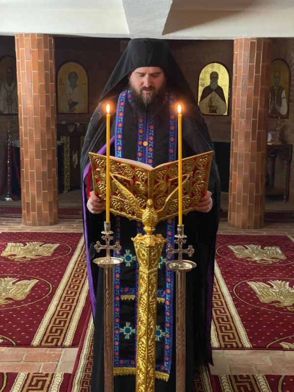 „Să primenim rugăciunea cu iubire”  209647