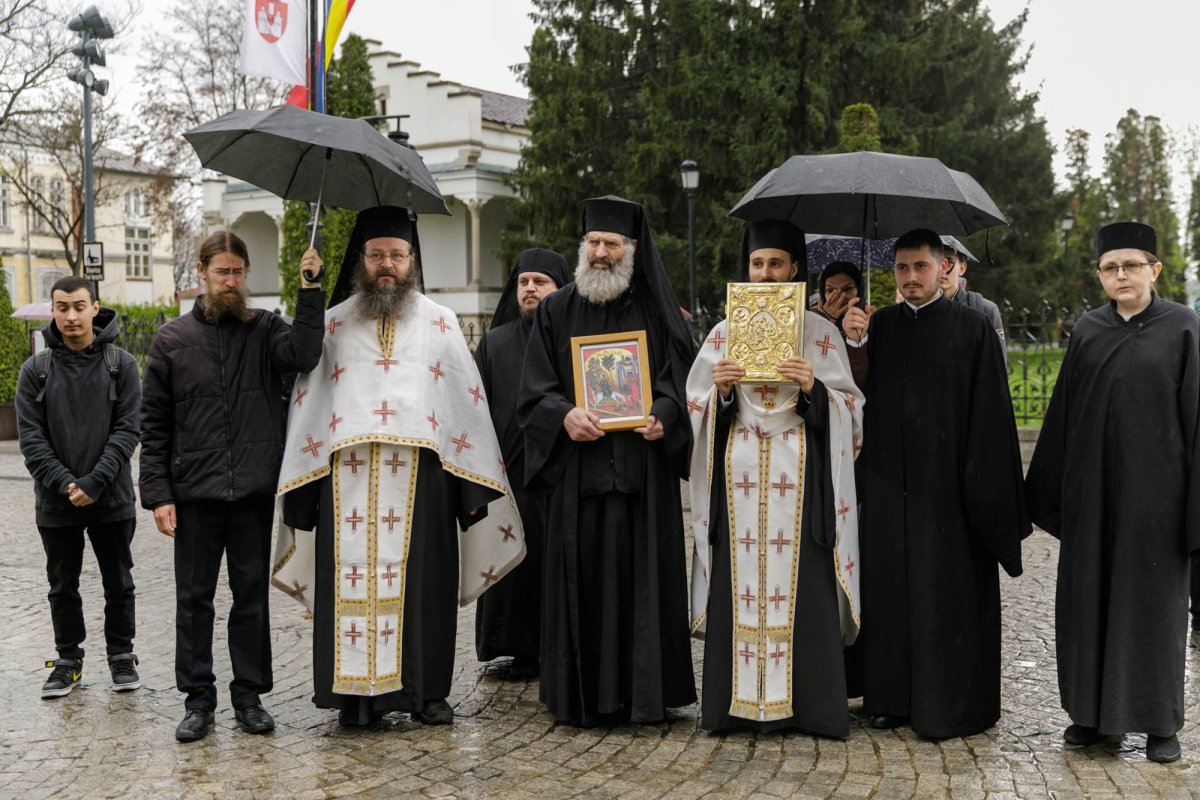 „Pelerinajul este, în primul rând, vestirea Evangheliei Domnului Hristos” 209883