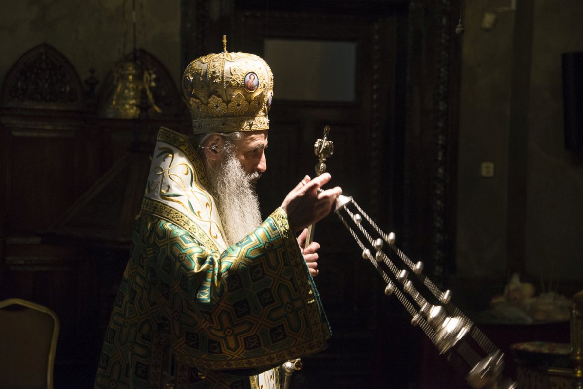 „Dumnezeu caută să vină și în sufletul nostru cel întristat” 210148