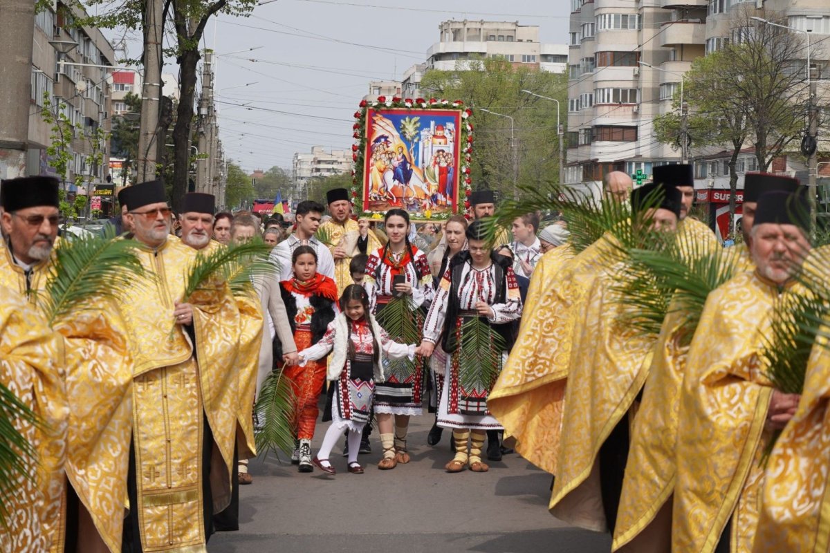 Pelerinajul de Florii în Arhiepiscopia Dunării de Jos  210003