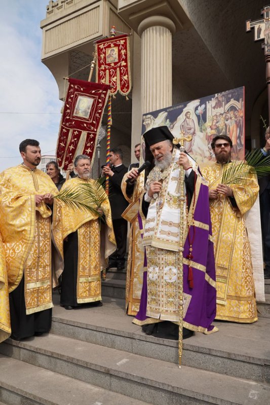 Pelerinajul de Florii în Arhiepiscopia Dunării de Jos  210005