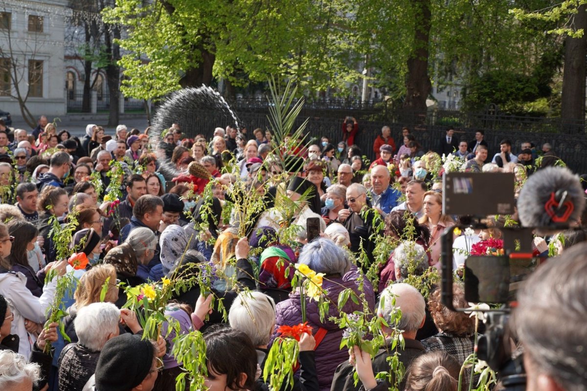 Pelerinajul de Florii în Arhiepiscopia Dunării de Jos  210013