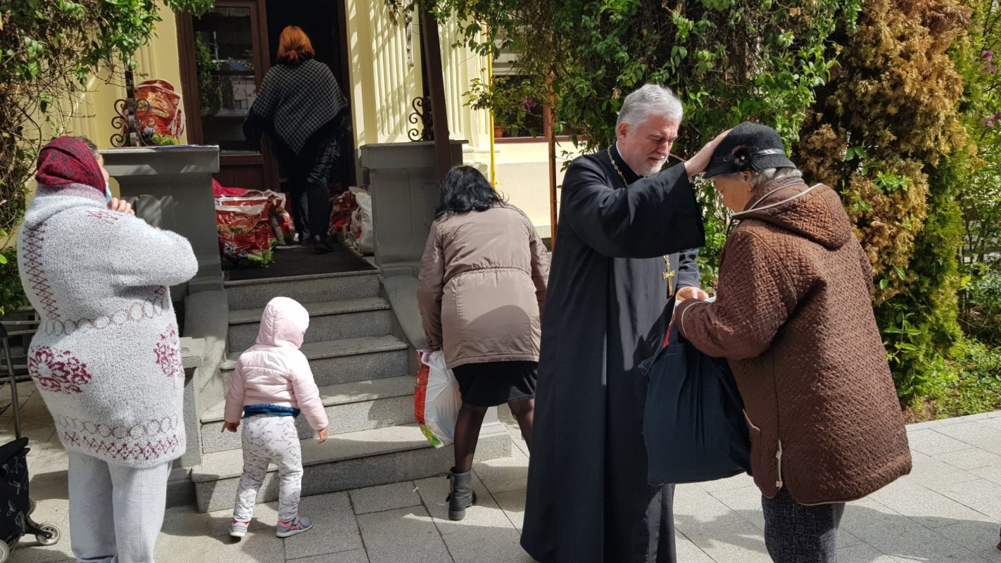 Daruri pentru persoane defavorizate din Protoieria Sector 5 Capitală 210435