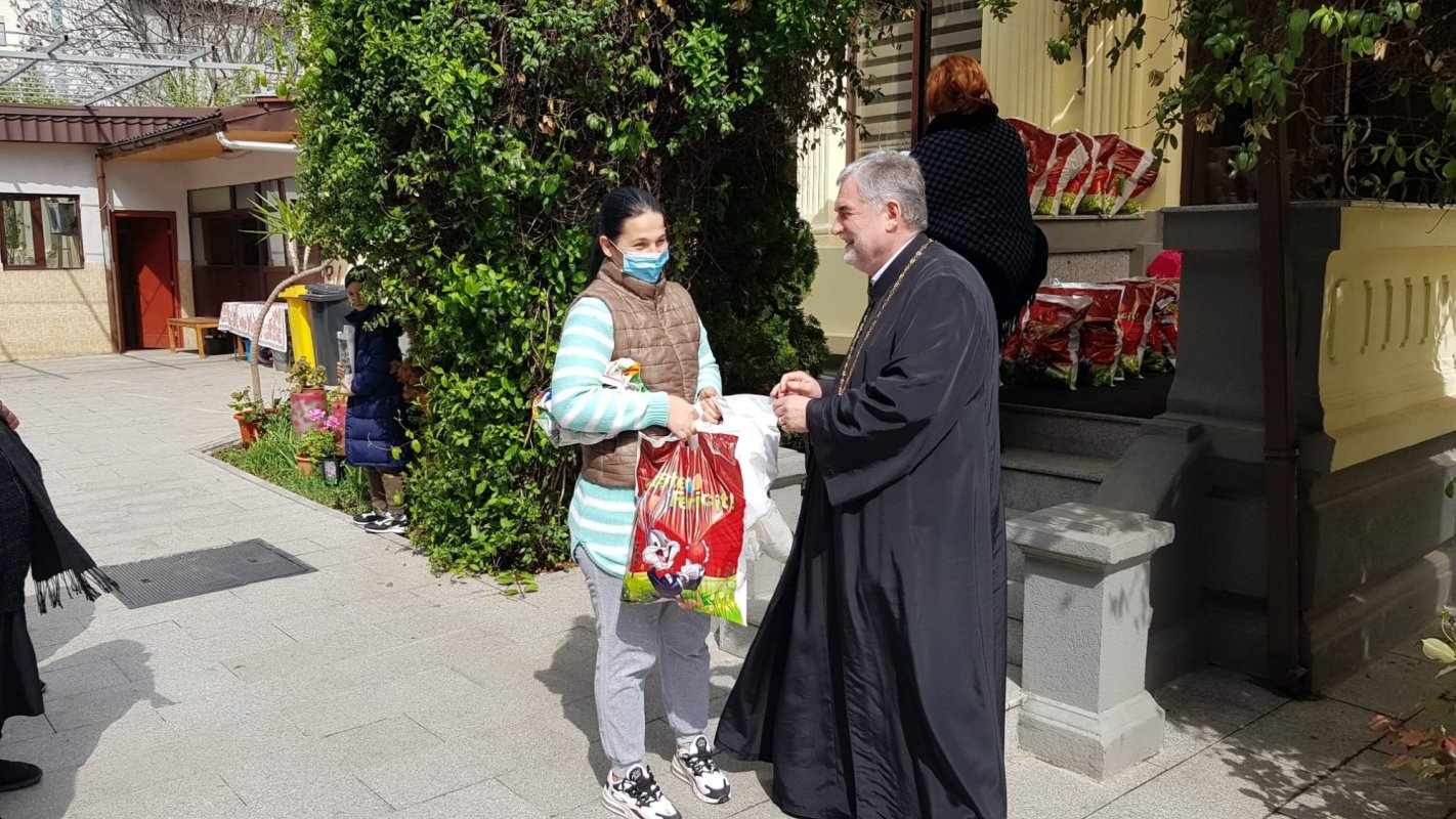 Daruri pentru persoane defavorizate din Protoieria Sector 5 Capitală 210436