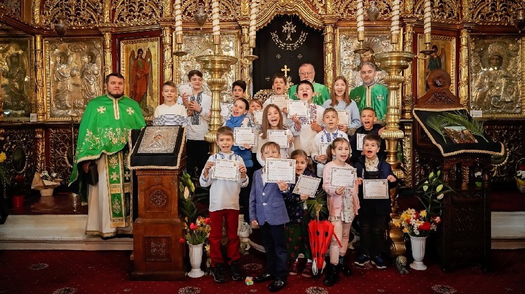 Floriile, sărbătoarea copiilor, la Parohia „Sfântul Stelian”-Lucaci din Capitală 210437