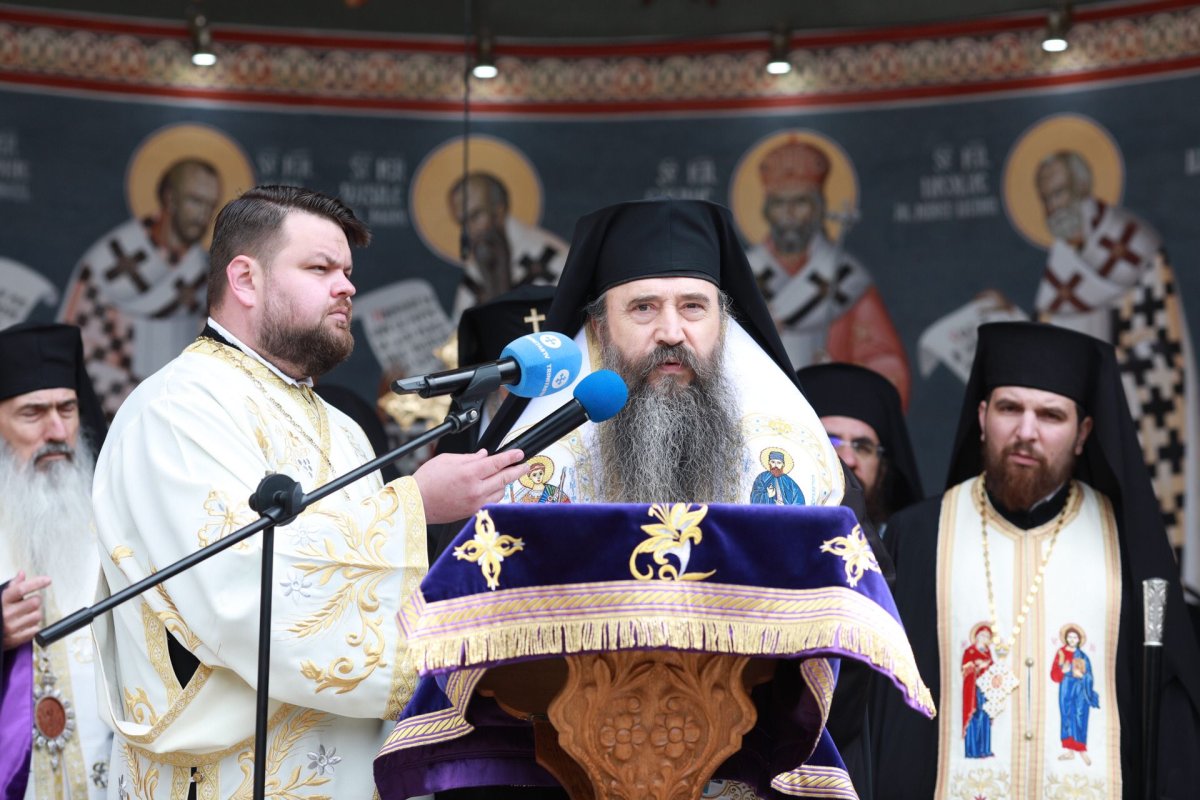 O viață închinată slujirii lui Dumnezeu  210456