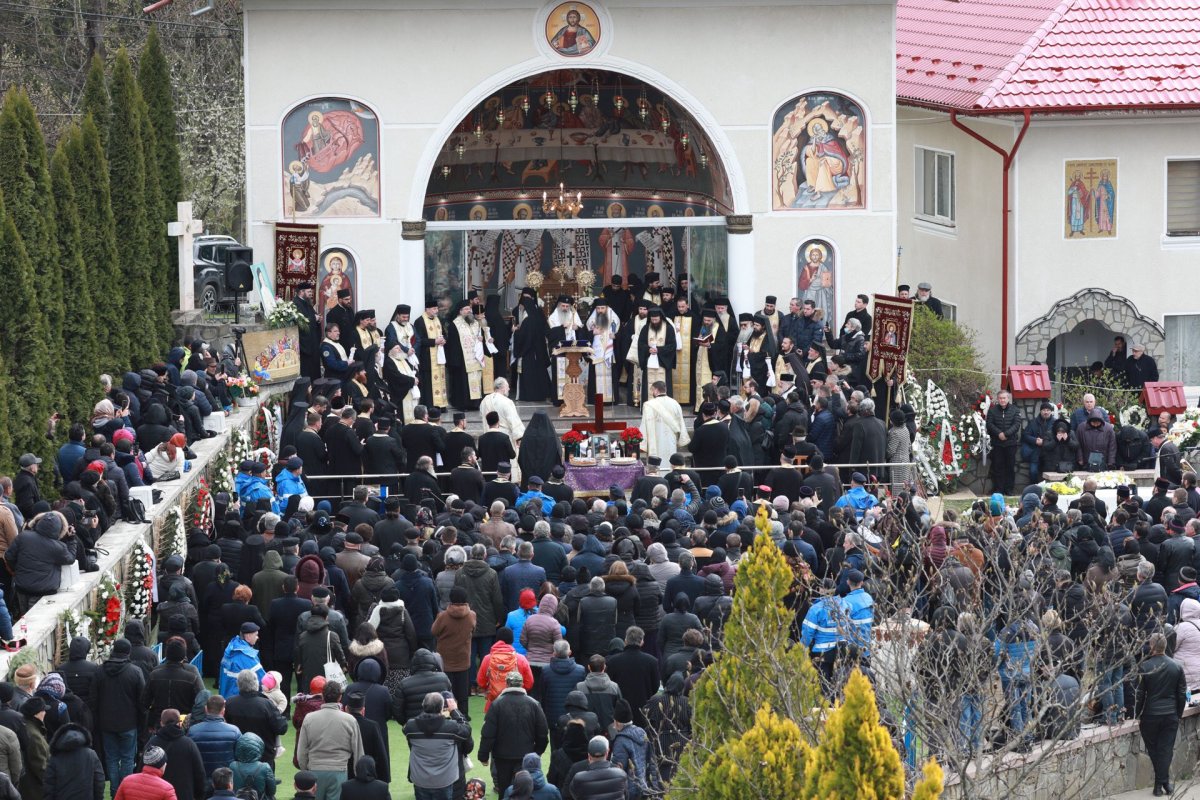 O viață închinată slujirii lui Dumnezeu  210459