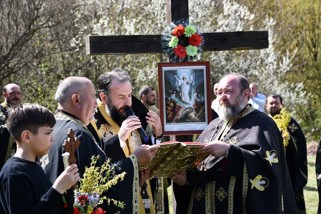 Procesiunea „Drumul Crucii” la Ciudanovița, judeţul Caraș‑Severin 210439