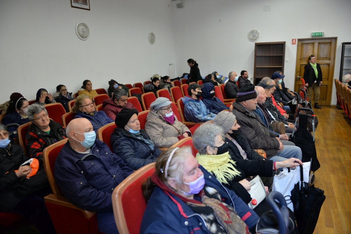 Ajutoare pentru persoanele nevoiașe din partea Protoieriei Sector 3 Capitală 210525