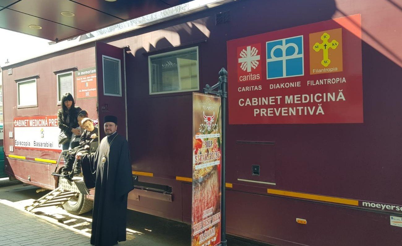 Continuă campania „Din dragoste pentru ucraineni” în Eparhia Alba Iuliei 210512