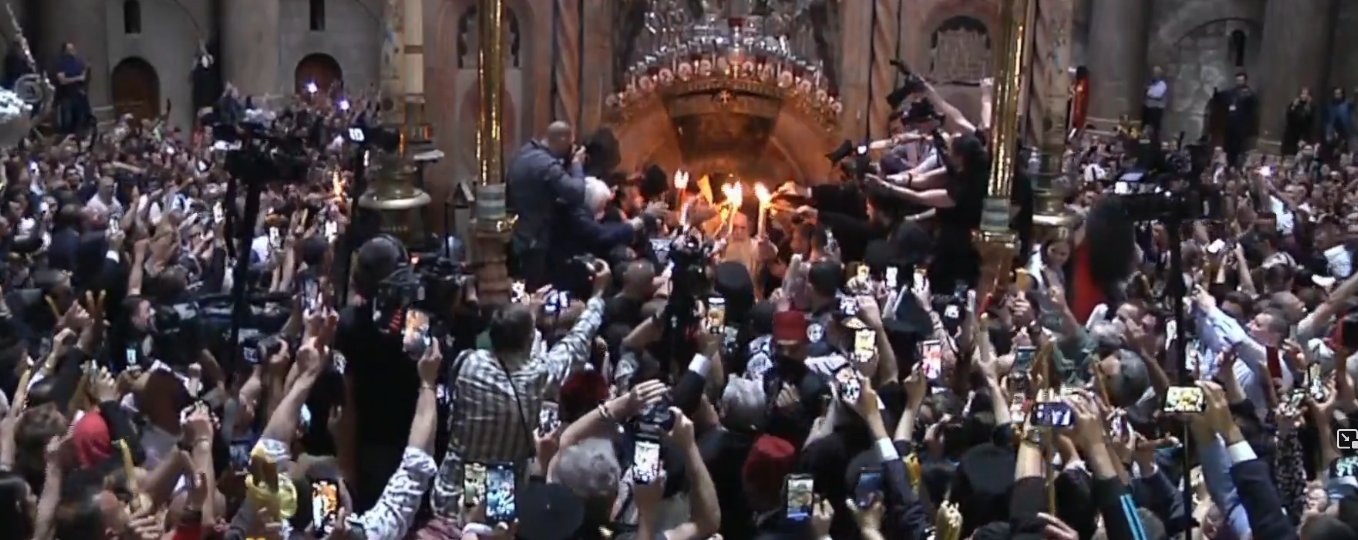 Sfânta Lumină s‑a coborât la Ierusalim 210847