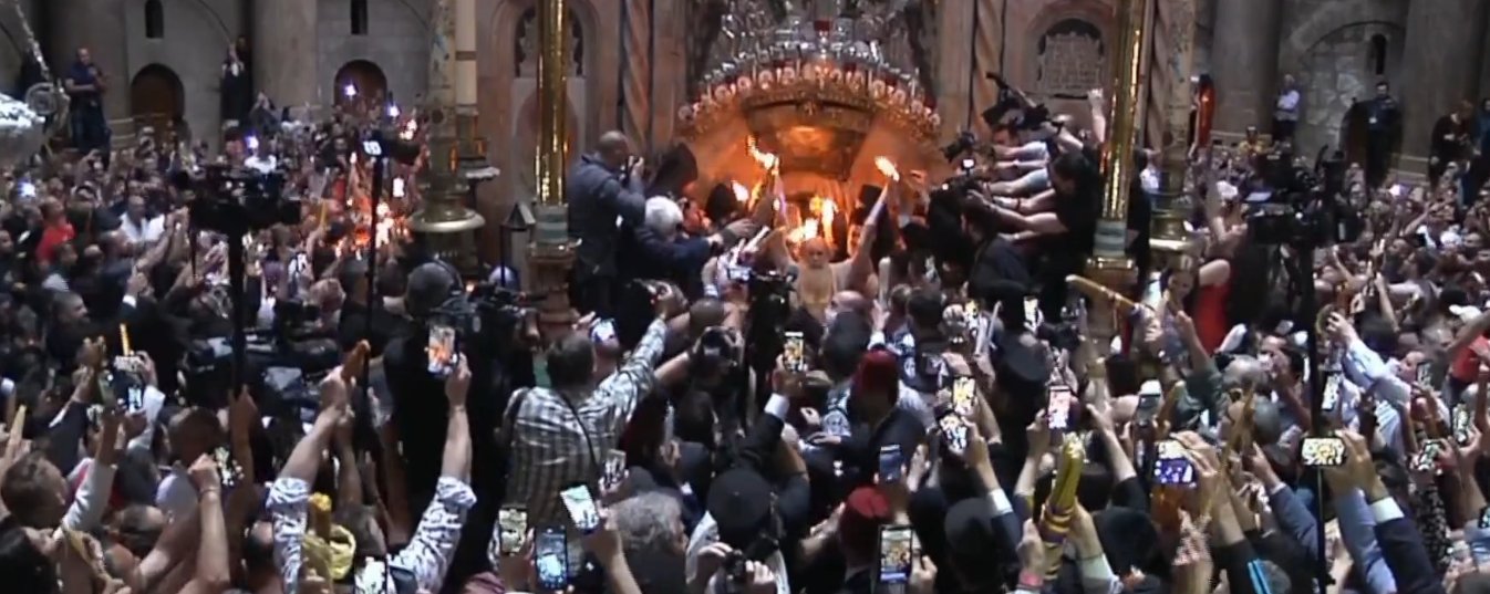 Sfânta Lumină s‑a coborât la Ierusalim 210848