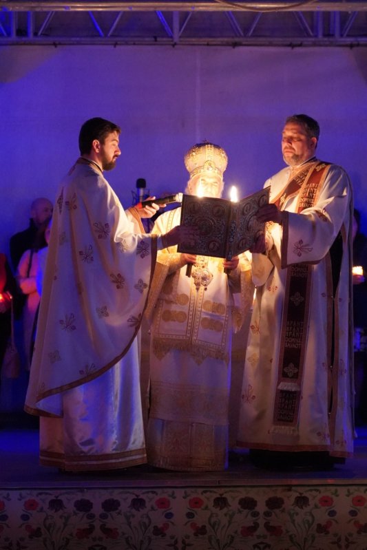 Slujba Învierii Domnului la Catedrala Arhiepiscopală din Galaţi 211035