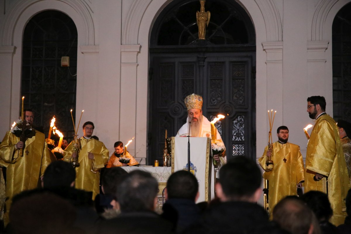 Slujbă în limba slavonă pentru refugiații ucraineni din Iași 211150