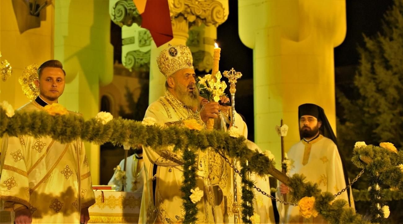 Sărbătoarea Paștelui la Catedrala Arhiepiscopală din Alba Iulia 211218
