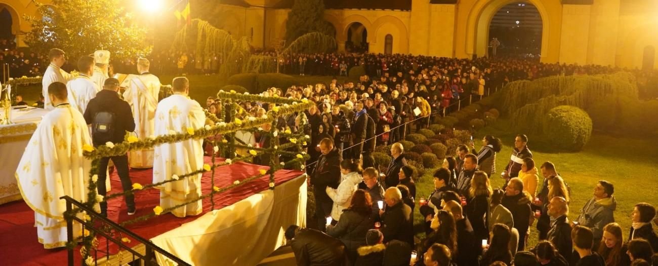 Sărbătoarea Paștelui la Catedrala Arhiepiscopală din Alba Iulia 211219
