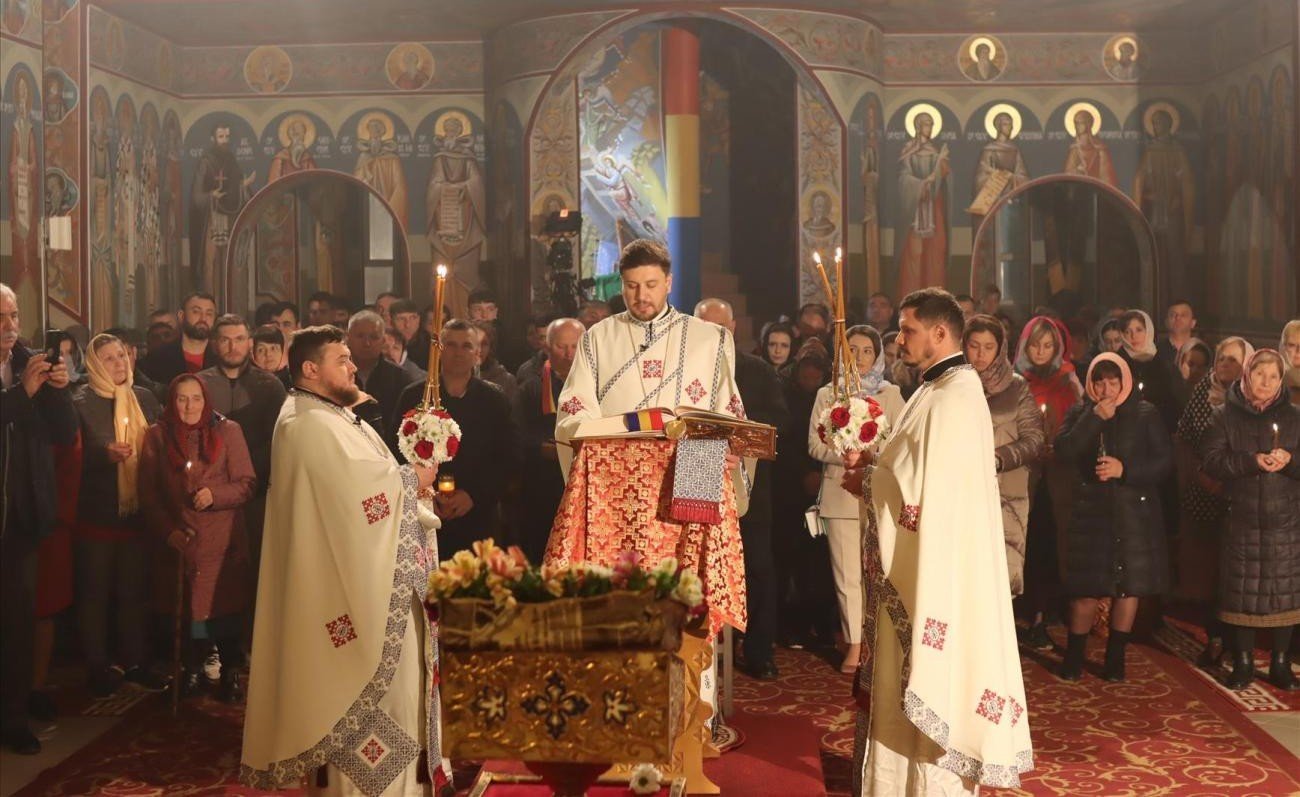 Slujire a Mitropolitului Basarabiei la Durlești 211417