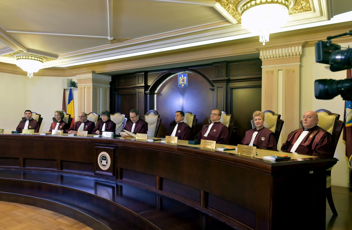 Proceduri pentru numirea a trei noi judecători la CCR 211528