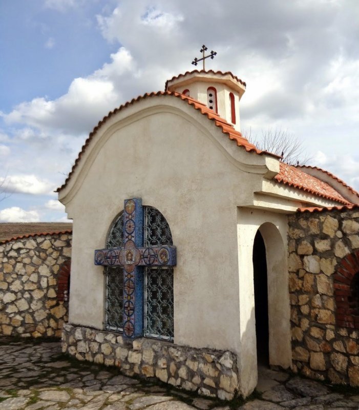 Procesiuni și rugăciuni la izvoare tămăduitoare în Vinerea Luminată 211615