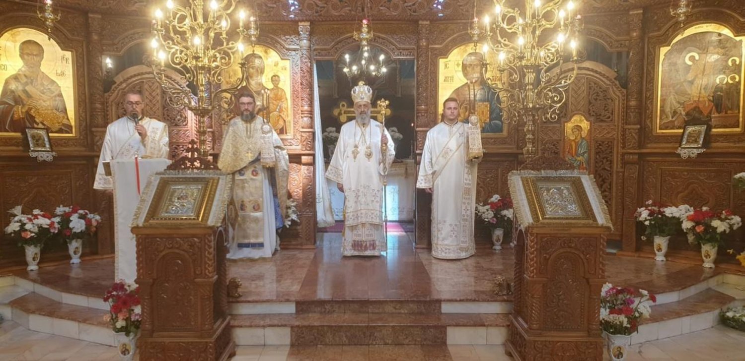 Sărbătoare la Biserica „Învierea Domnului” din Târgu‑Mureș 211600