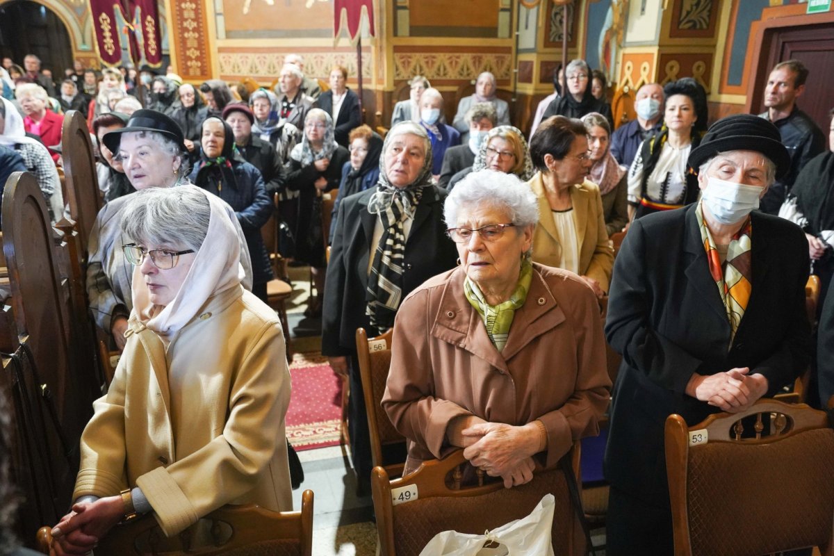 Slujire a Mitropolitului Ardealului la Mediaş 212119